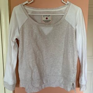 Scoop neck sweater